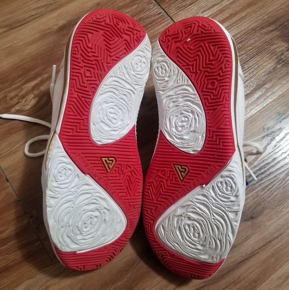 charles and veronica basketball shoes